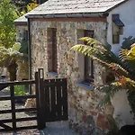 The Snug At Cornish Barn Holidays