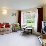 Truro Apartment In A Stunning Quiet Location