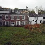 Cusgarne Manor Boutique B&B - Adults Only