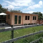 Cosy Cabin For Two