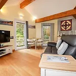 Brambleside Lodge