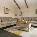 Hawthorn Cottage