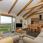 Hawthorn Cottage