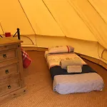Cox Hill Glamping Benson