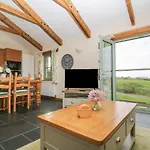 Ash Cottage