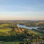 Luxury Holiday Home In Central Truro