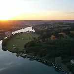 Luxury Holiday Home In Central Truro