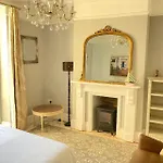 Central Truro! Large Double Room In Victorian Property