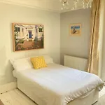 Central Truro! Large Double Room In Victorian Property