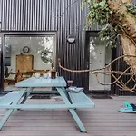 Lowen Tree House