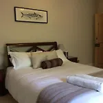 Truck House, Luxury Accommodation, Pet Friendly