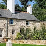 Manor Cottage At Cusgarne Manor Adults Only