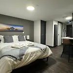 Uno In The City - Luxury Serviced Accommodation