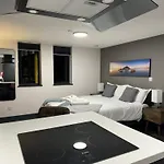 Uno In The City - Luxury Serviced Accommodation