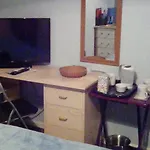 Bed & Breakfast Only - Not 24 Hour Lodging - Free Parking Truro Cornwall