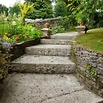 Cliftons Guest House