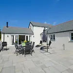 Sunnyside Barn
