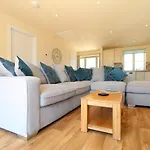 Elm Cottage