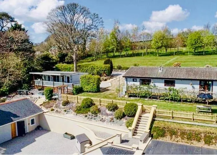 Blankednick Boltholes - 3 Beautiful Family Or Couples Cornish Getaways