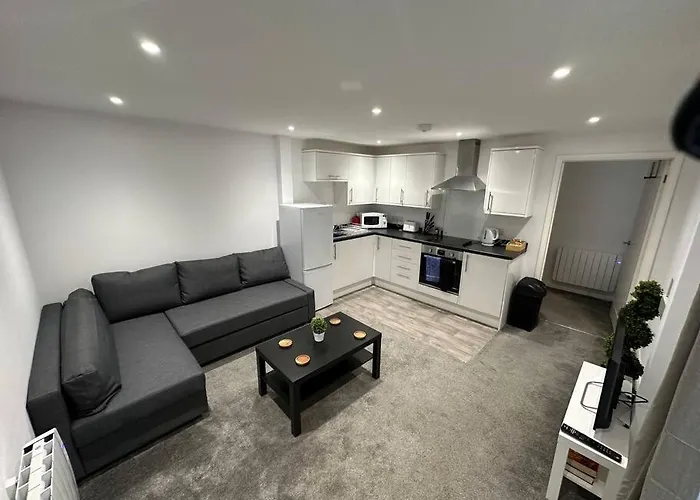 Truro Hideout