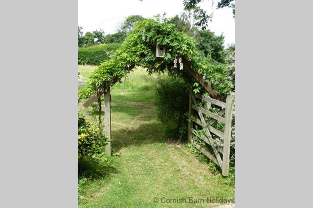 The Snug At Cornish Barn Holidays