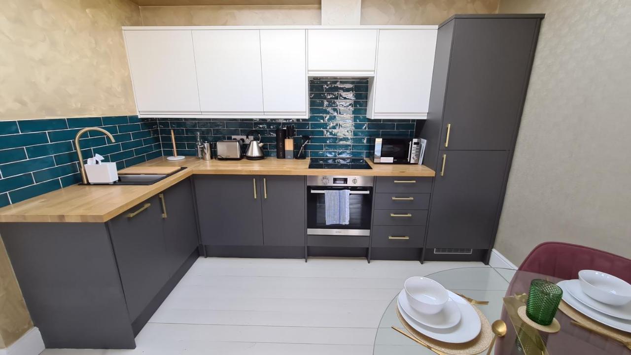 The Loughborough - Elegant, Glamourous Boutique 1 Bed, * Truro