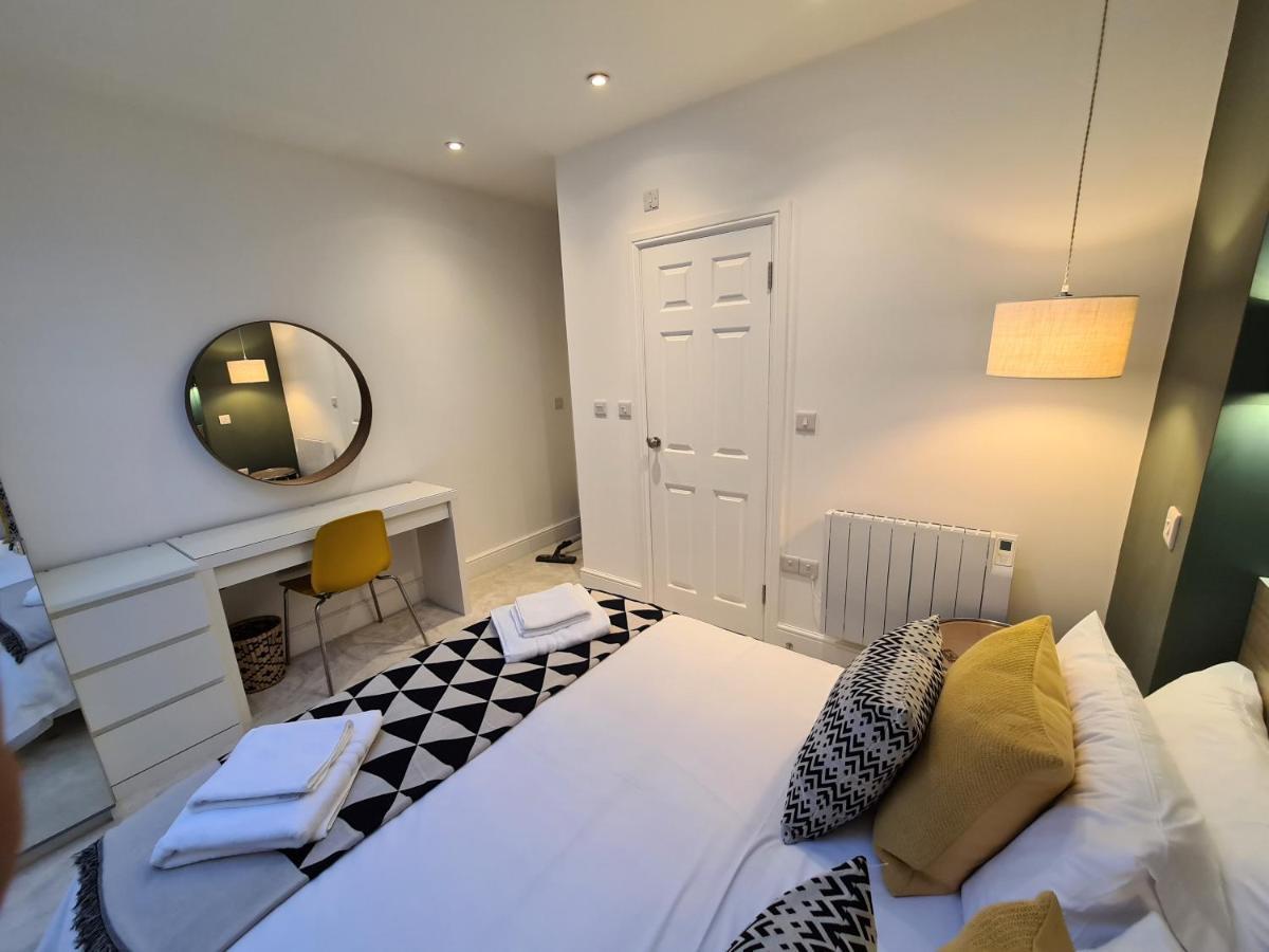 Apartment The Taylor - Stunning 2-ensuite Beds, Cathedral View Roof Garden *