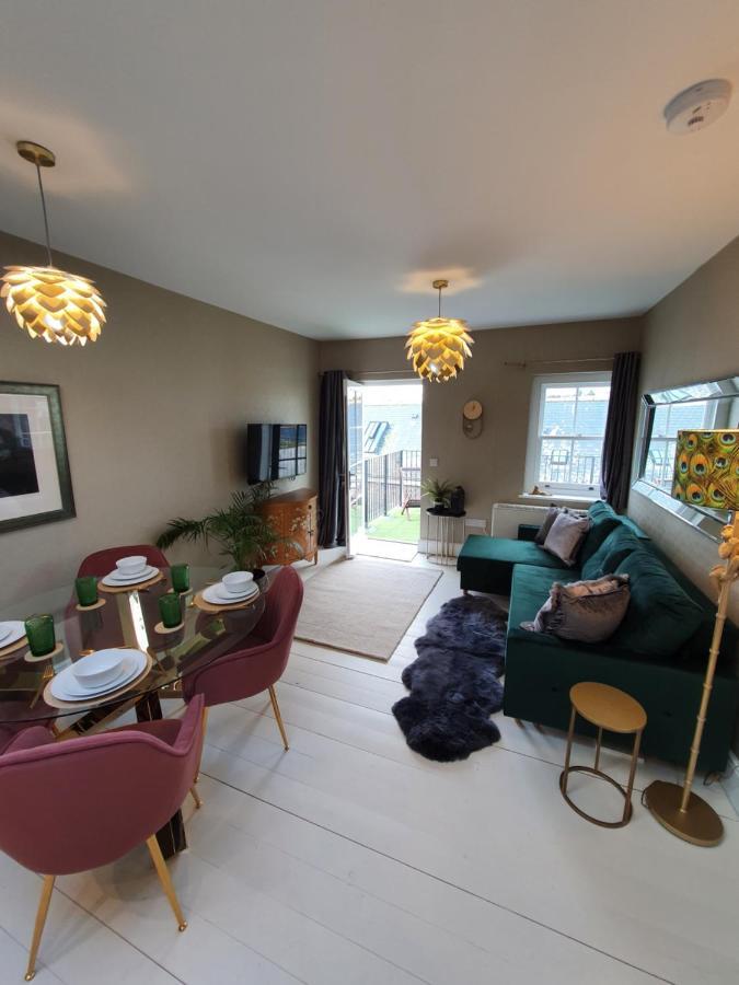 The Loughborough - Elegant, Glamourous Boutique 1 Bed, Truro