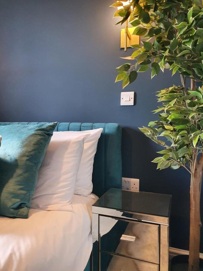 The Loughborough - Elegant, Glamourous Boutique 1 Bed, *
