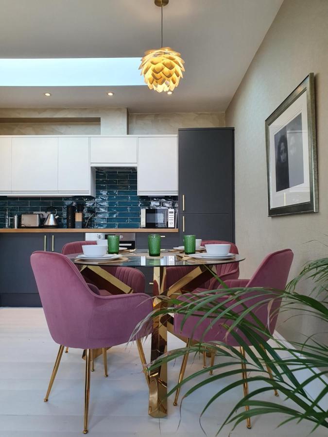 The Loughborough - Elegant, Glamourous Boutique 1 Bed, *