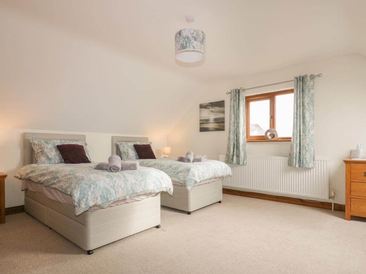 Holiday home Meadowside