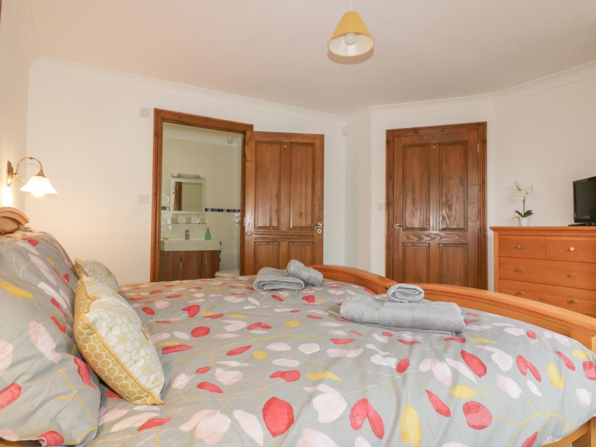 Holiday home Meadowside