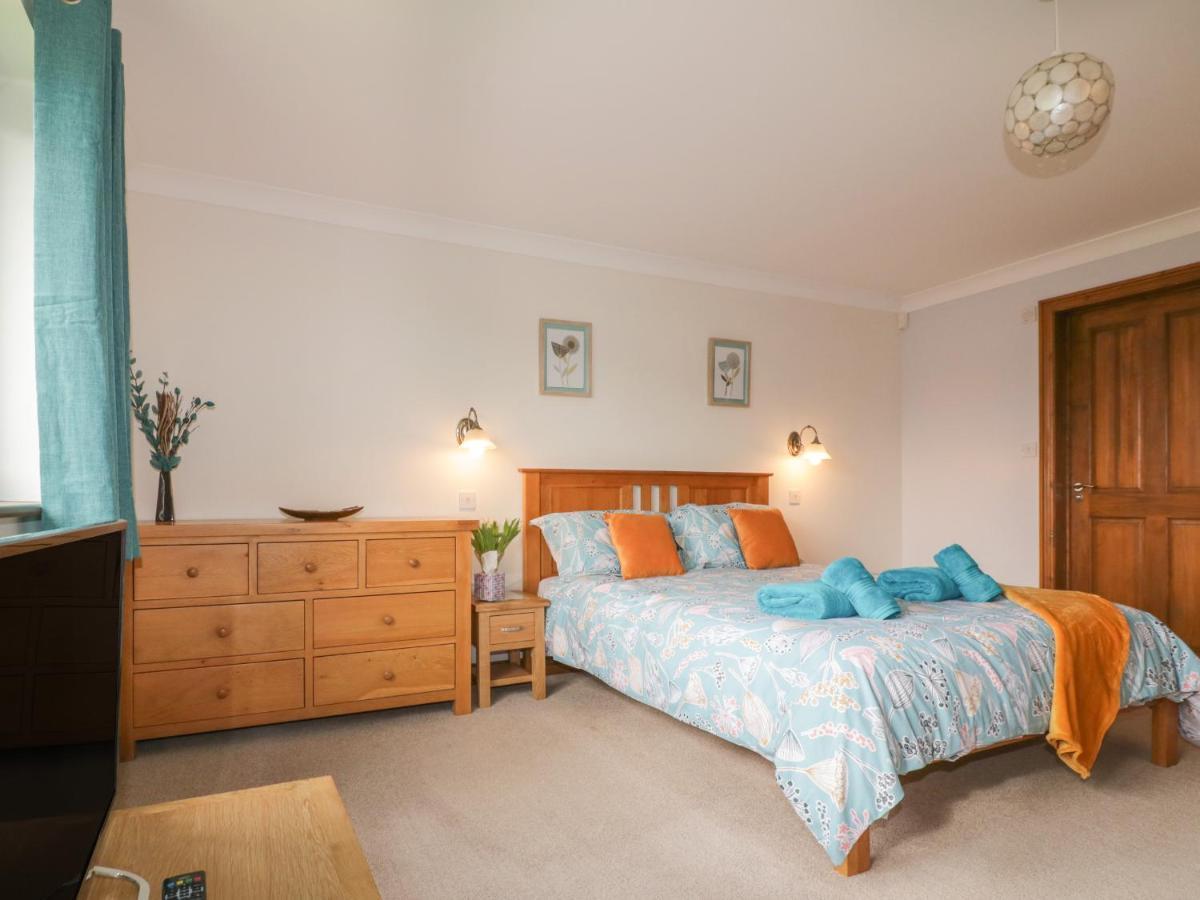 Holiday home Meadowside