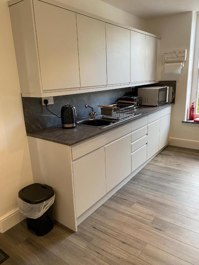 Trehaverne Guest Apartment, With Hot Tub, Centrally Located Apartment *
