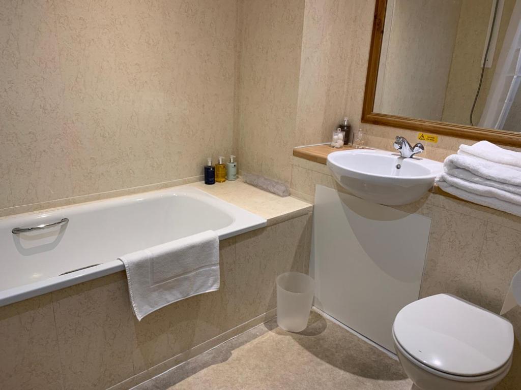 Zucchini Italian Kitchen & Rooms Hotel 3*