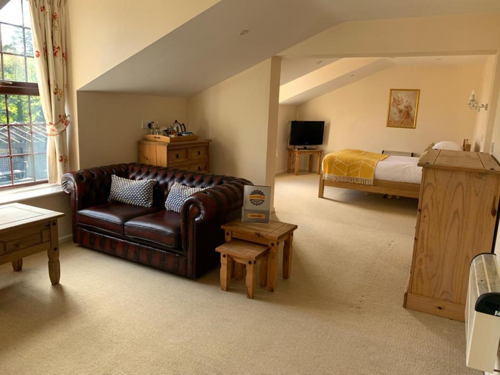 Hotel Zucchini Italian Kitchen & Rooms Truro