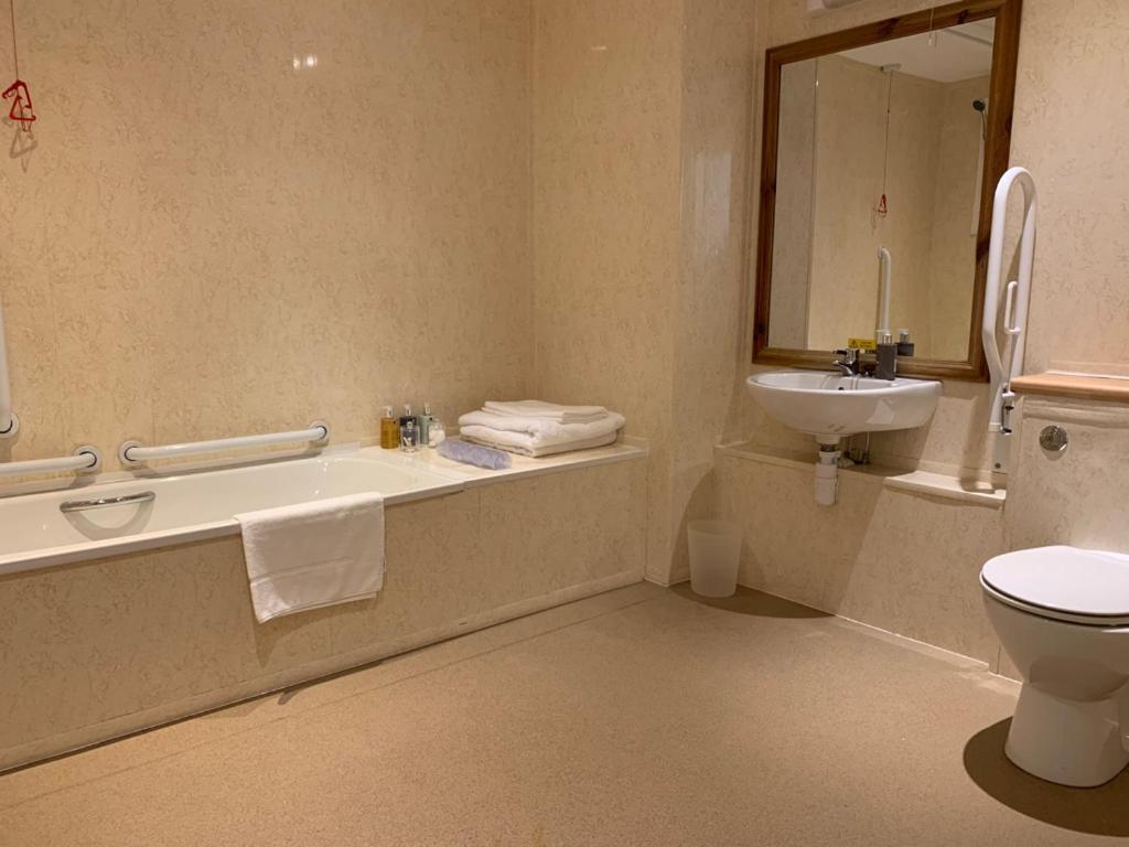 Zucchini Italian Kitchen & Rooms Hotel
