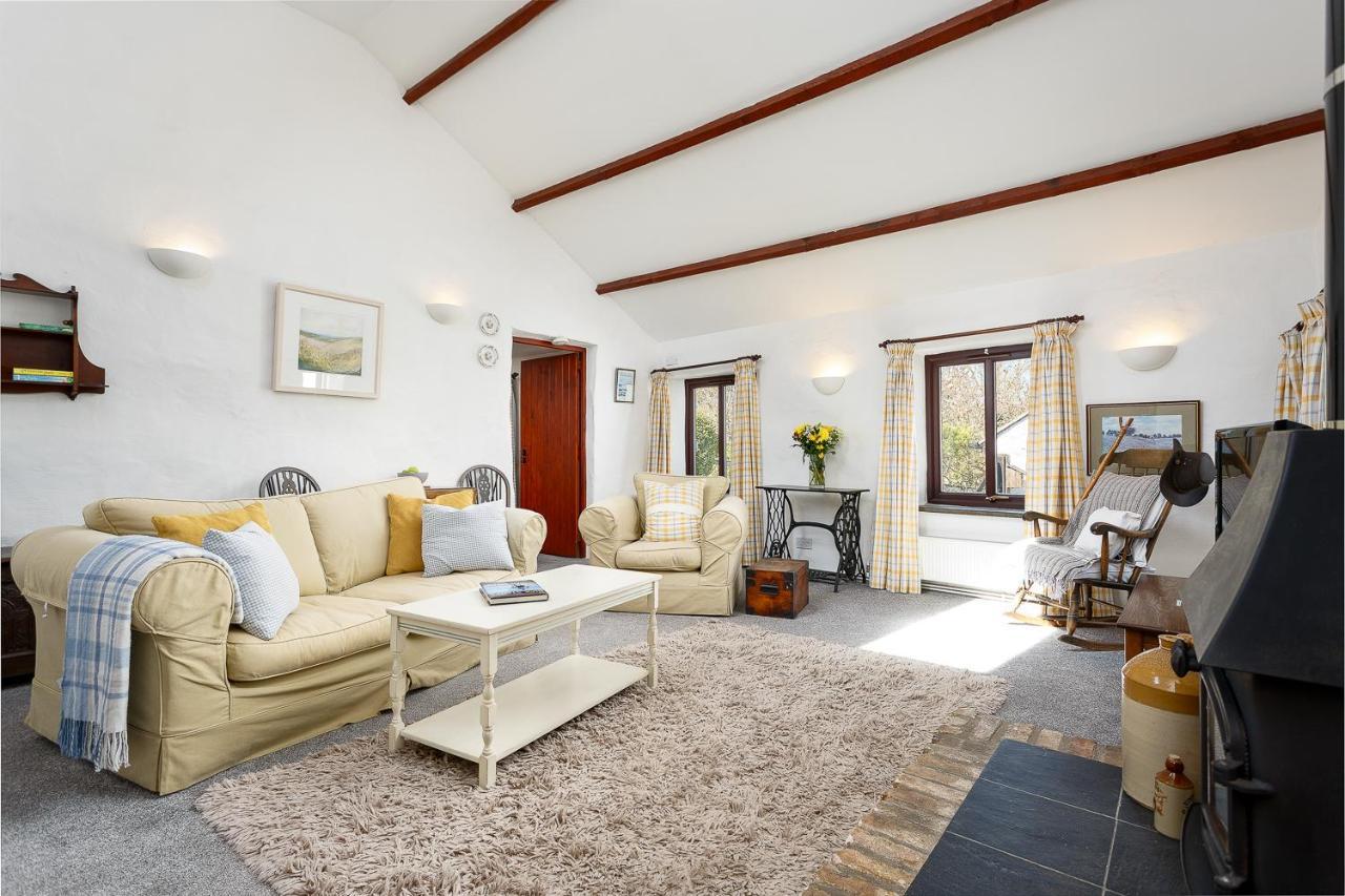 The Snug At Cornish Barn Holidays *