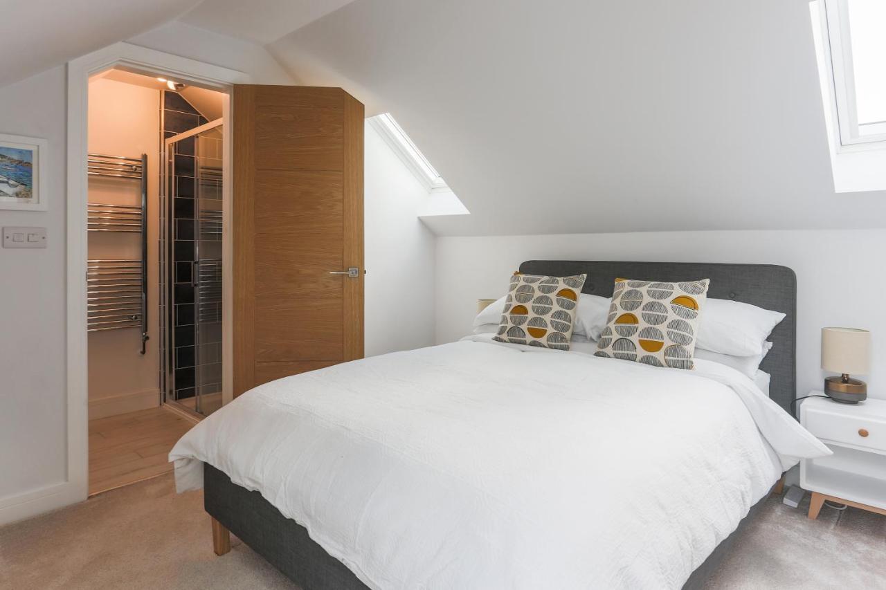 Holiday home Little Cedars House