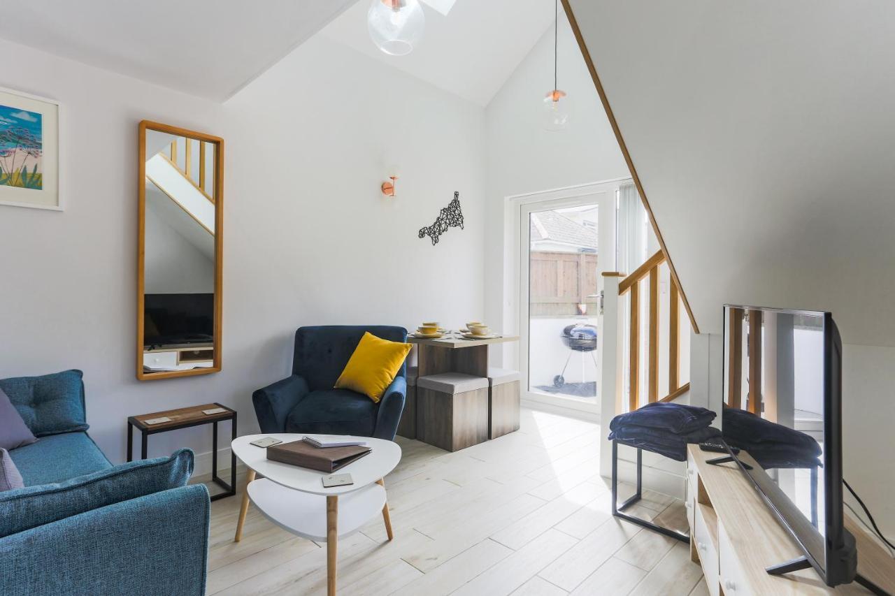 Little Cedars House Holiday home
