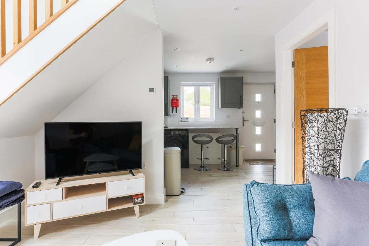 Holiday home Little Cedars House