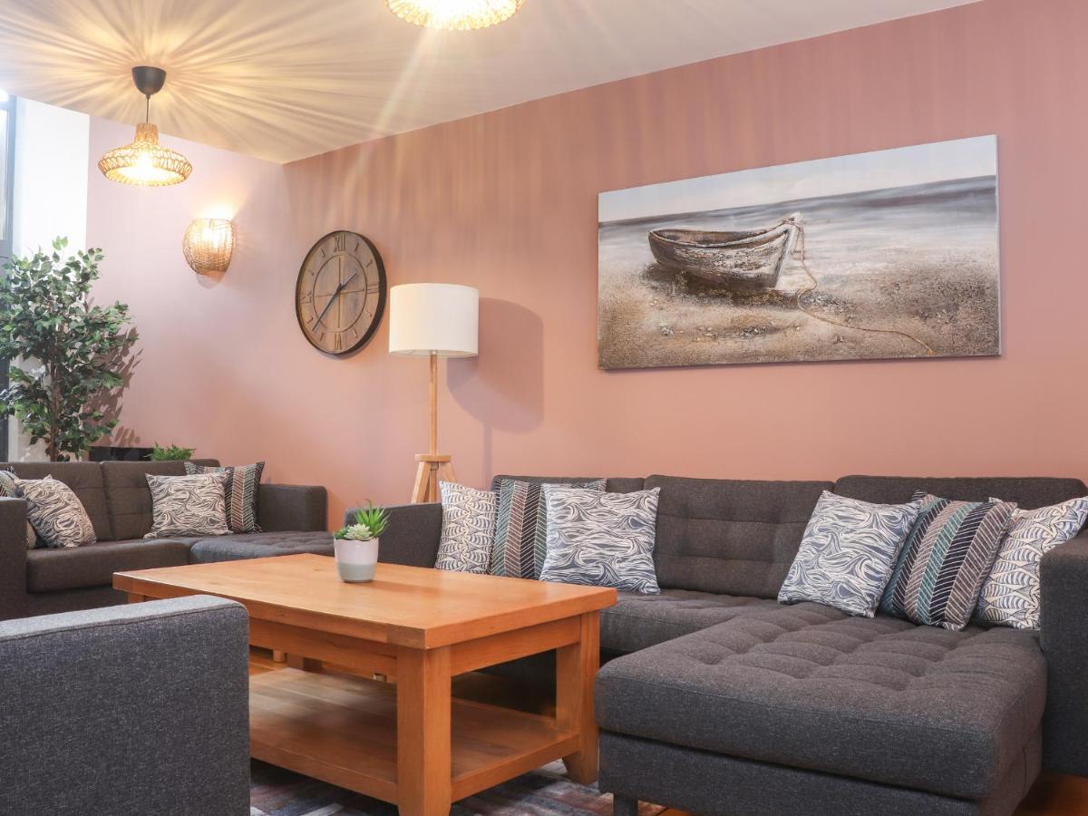 Holiday home Tolcarne