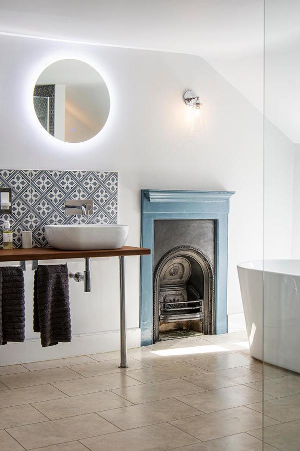 Cusgarne Manor Boutique - Adults Only Bed & Breakfast