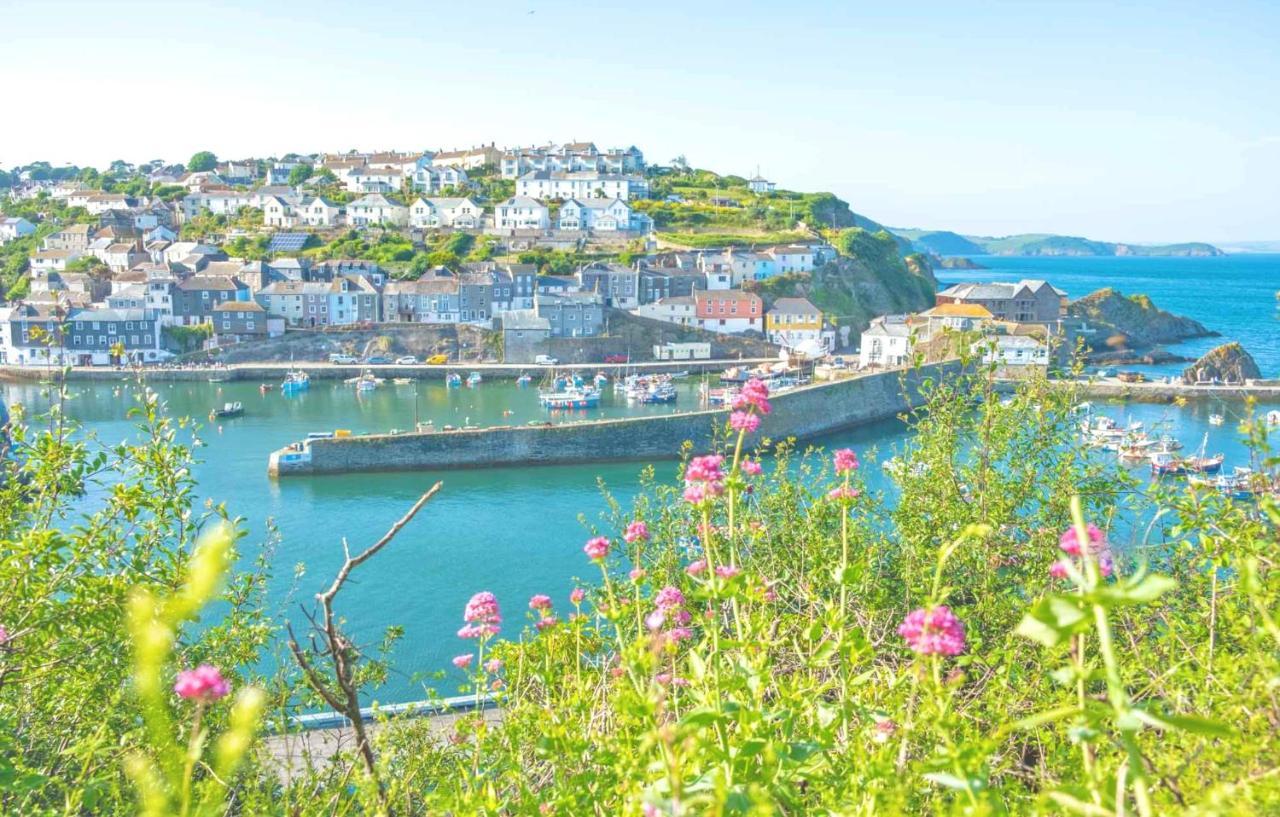 Holiday home Idyllic Cornish Cottage, Superking Bed, Private Garden Dogs Welcome