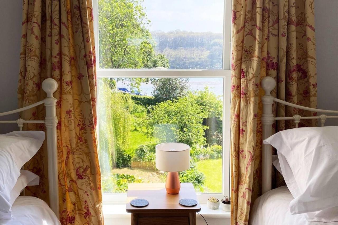 Riverside Idyll - The Perfect Cornish Sanctuary Holiday home *