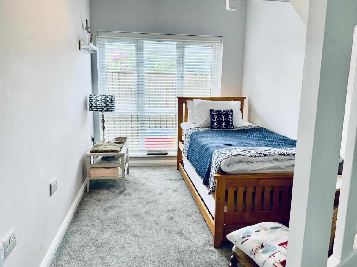 Beautiful 1-bed Riversi Located In Malpas Holiday home Truro