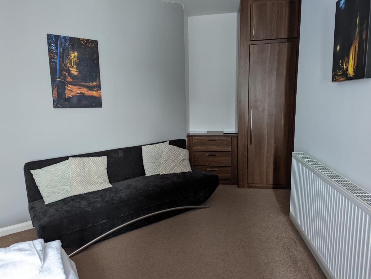 Barley Sheaf, Old Bridge Street En Rooms, Only Inn