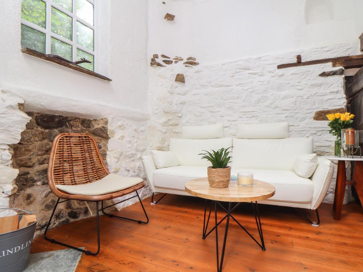 Rosewood * Truro