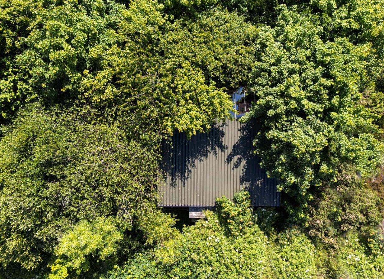 Holiday home The Hyde- Secret Hide Away, Near The Beach. Truro