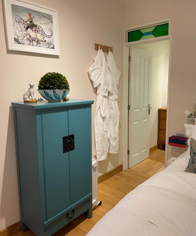Holiday home The Hyde- Secret Hide Away, Near The Beach. Truro